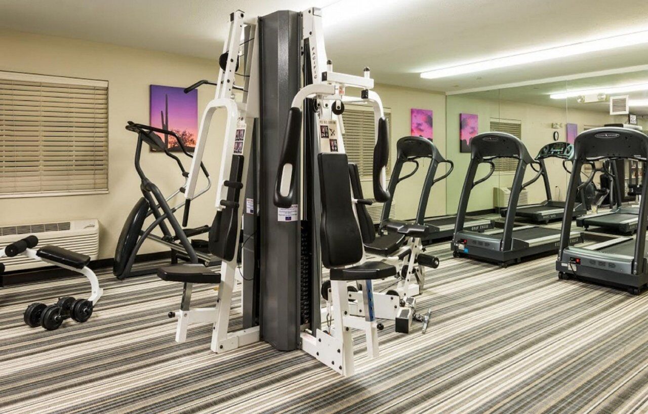 Sonesta Simply Suites Chicago Уокиган Екстериор снимка